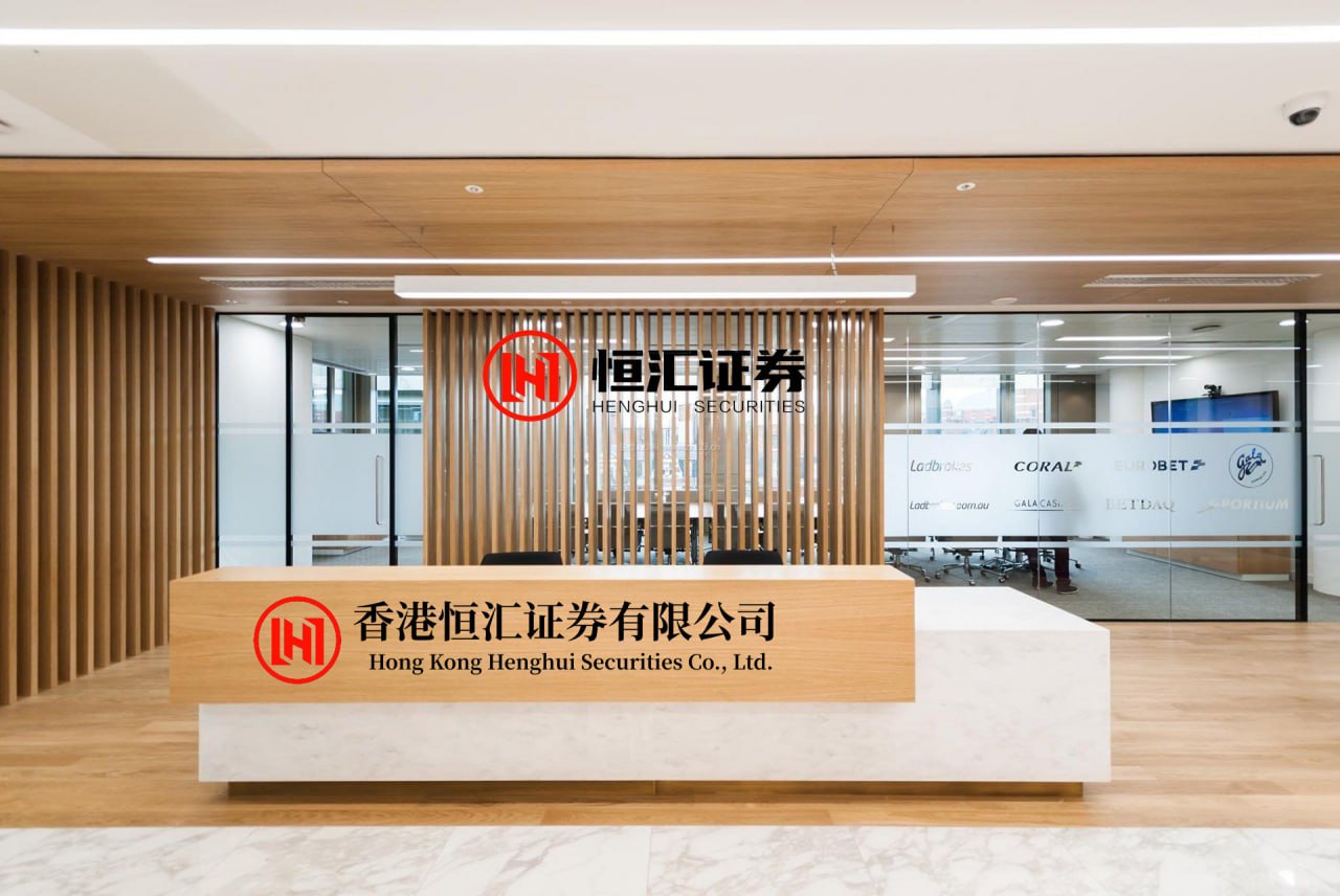 元宝枫配资官网 机构：上调年末金价目标至5500美元，结构性牛市未完待续